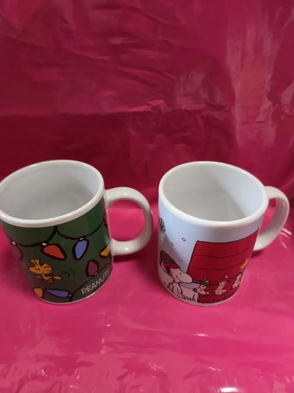 Vtg Set Of 2 Peanuts Holiday Mugs Snoppy & Woodstock